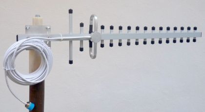 Antena pentru amplificare semnal de telefonie mobila Yagi 12dB polarizare H/V, 60/35, SMA tata