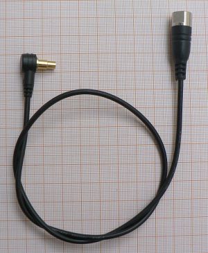 Adaptor de antena, pe cablu, pentru aparatele marca Motorola: T720
