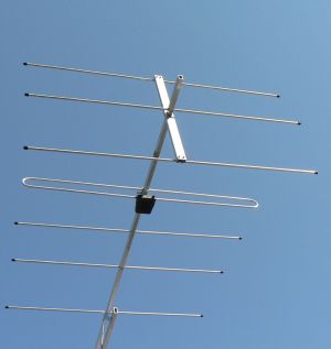 Antena pentru amplificare semnal 430-440 Mhz/70cm  17.7dbi