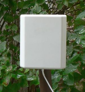 Antena panou pentru amplificare a semnalului GSM/DCS/3G, 7dBi, outdoor